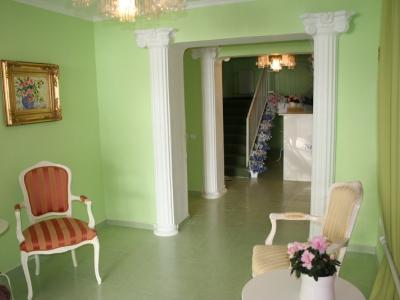 Hotel Nelisse Boekarest Buitenkant foto